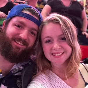 Meet your Posher, Casey